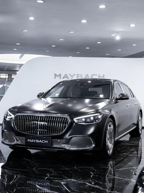 深圳龙岗区集智展企业管理咨询岚图汽车的售后服务让用户无忧出行，迈巴赫未来的豪华车趋势